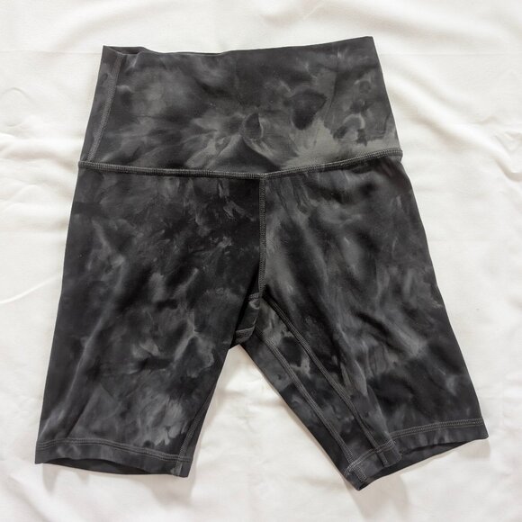 EUC Lululemon Align Short 8" Diamond Dye Pitch Grey Graphite Grey Women's 4 yoga - Picture 1 of 6